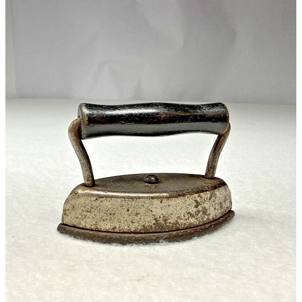 Small Sad Iron Black Wood Handle Miniature Flat Iron Primitive Decor Antique - Picture 3 of 10